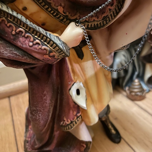 Sams Club Brand Lg. Christmas Porcelain Manger Scene w/instructions 11 piece set - Picture 7 of 16